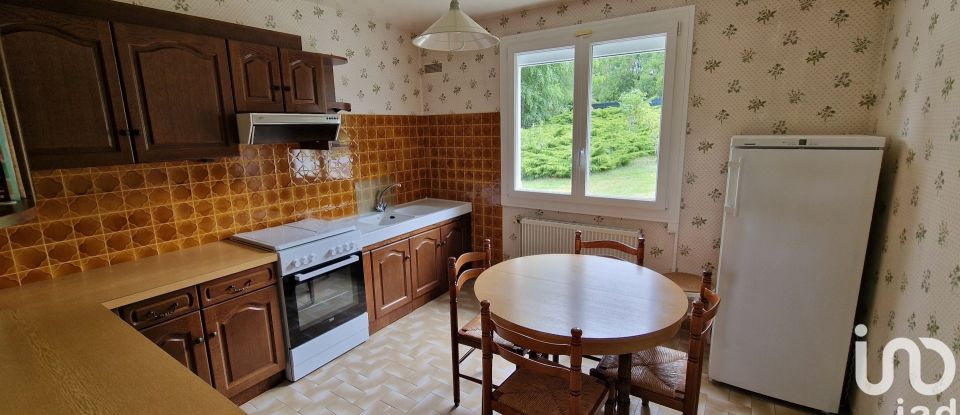 Traditional house 6 rooms of 135 m² in Villevallier (89330)