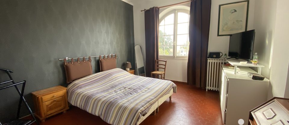 Traditional house 4 rooms of 113 m² in Saint-Raphaël (83700)