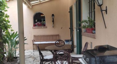 Traditional house 4 rooms of 113 m² in Saint-Raphaël (83700)