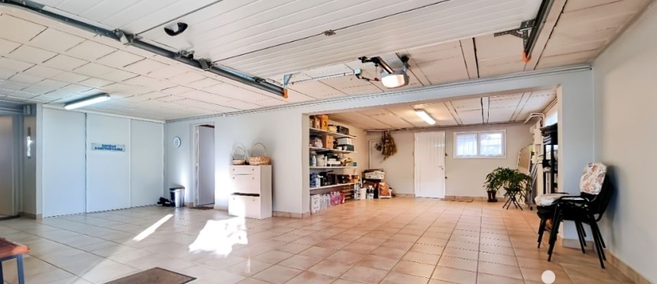 Maison traditionnelle 7 pièces de 146 m² à Champigny-sur-Marne (94500)