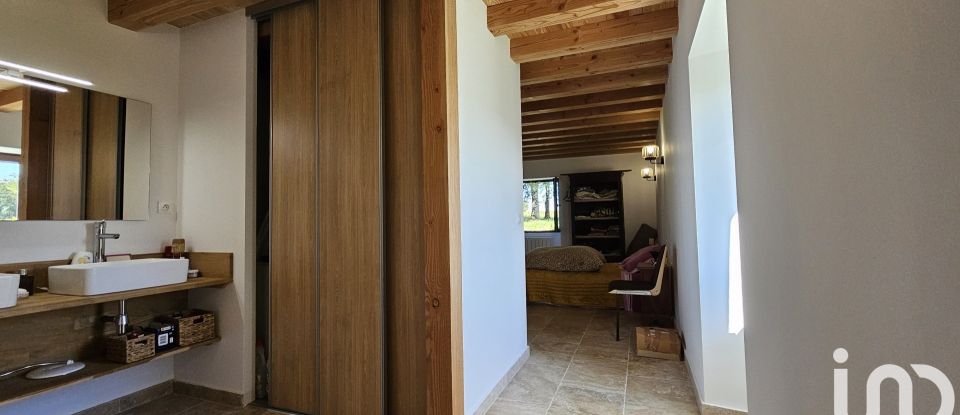 Maison 6 pièces de 156 m² à Masparraute (64120)