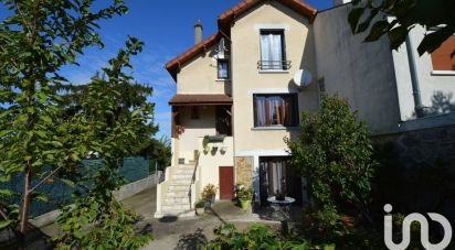 Traditional house 6 rooms of 120 m² in Champigny-sur-Marne (94500)