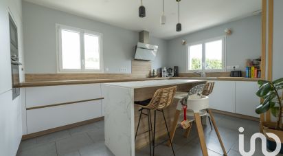 Maison 5 pièces de 100 m² à Vergeroux (17300)