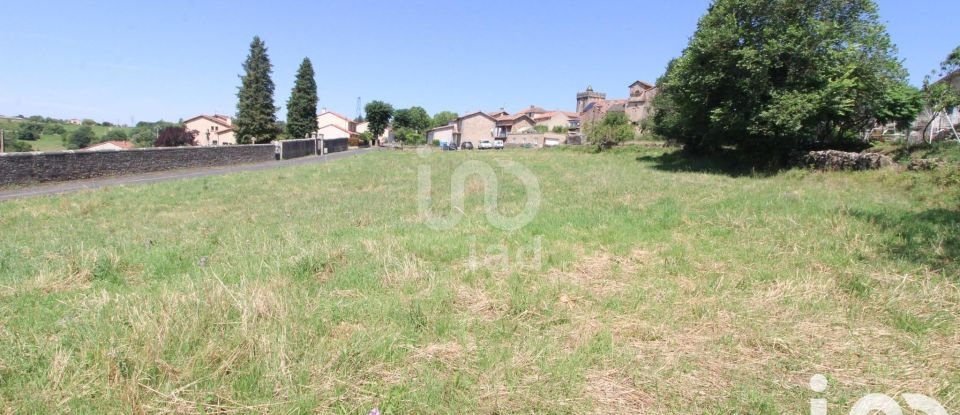 Terrain de 1 200 m² à Saint-Victor-et-Melvieu (12400)