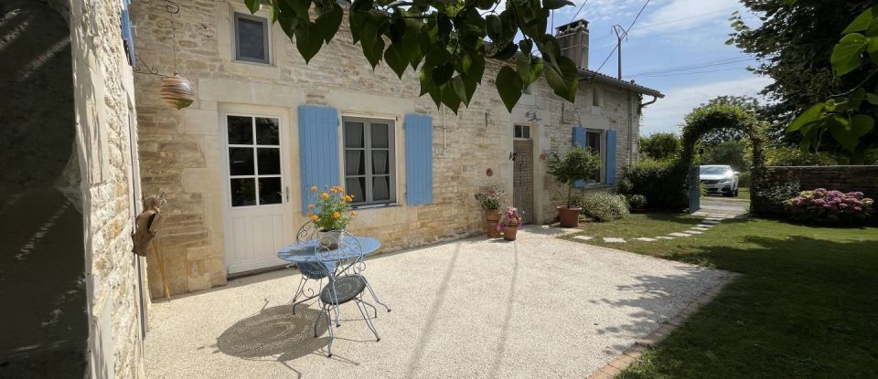 Maison 7 pièces de 124 m² à Chaunay (86510)