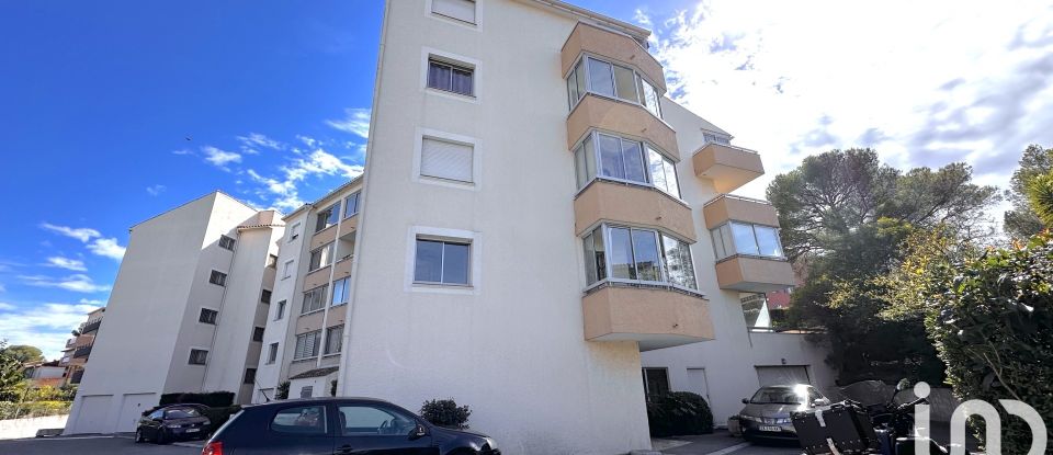 Apartment 2 rooms of 42 m² in Saint-Raphaël (83700)