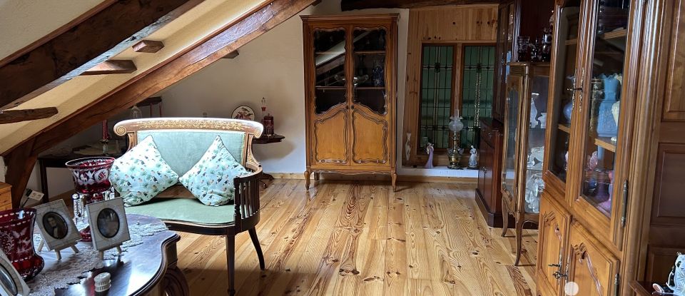 House 7 rooms of 230 m² in Éréac (22250)