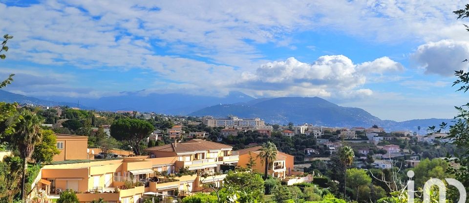 Appartement 2 pièces de 49 m² à Nice (06200)