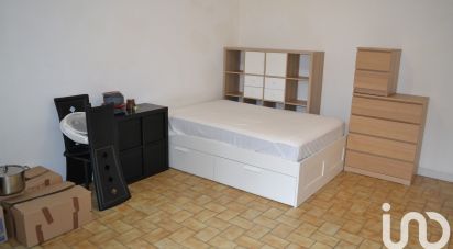 Studio 1 room of 31 m² in Limours (91470)