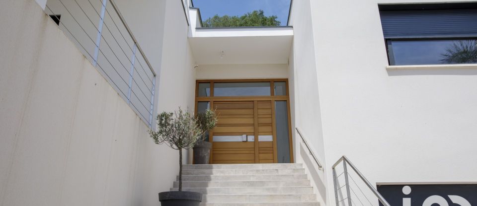 Maison 7 pièces de 297 m² à Béziers (34500)