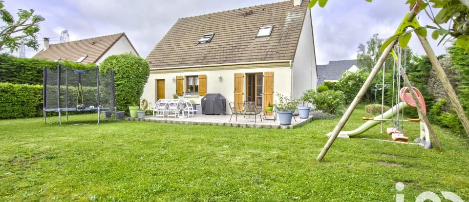 Traditional house 5 rooms of 100 m² in Pringy (77310)