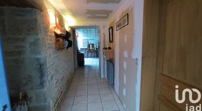 Country house 7 rooms of 328 m² in Sainte-Soline (79120)