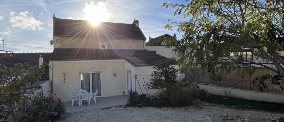 Maison 6 pièces de 120 m² à Périgueux (24000)