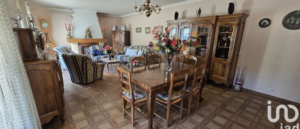 Traditional house 5 rooms of 160 m² in Piolenc (84420)