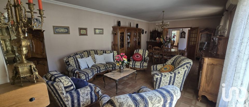 Traditional house 5 rooms of 160 m² in Piolenc (84420)