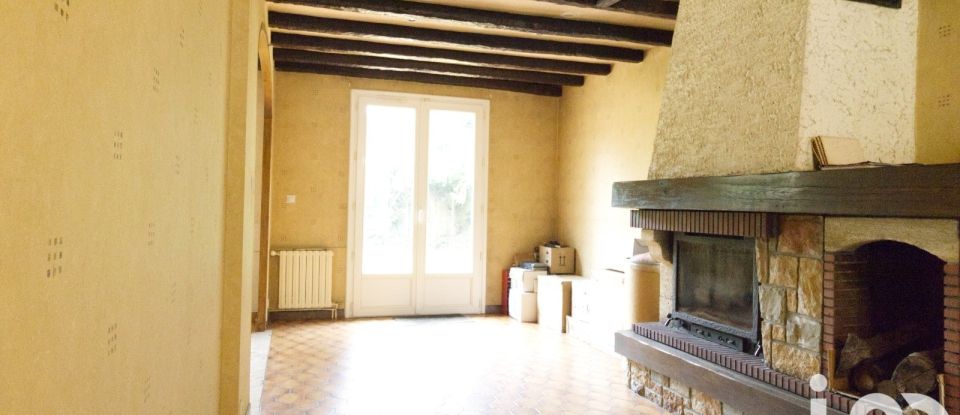 House 8 rooms of 145 m² in Mareil-en-France (95850)