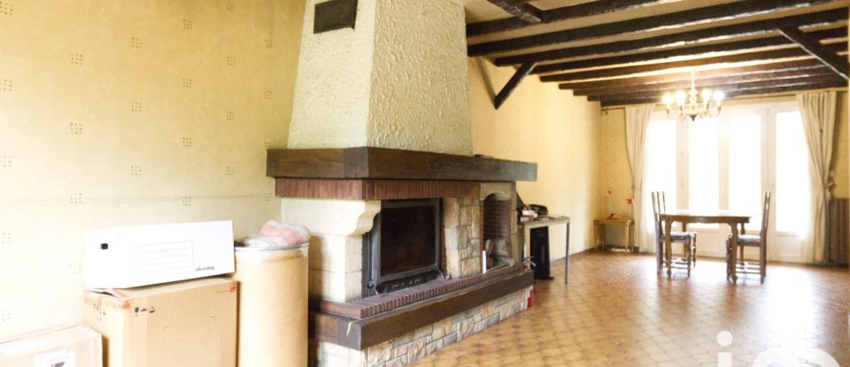 House 8 rooms of 145 m² in Mareil-en-France (95850)