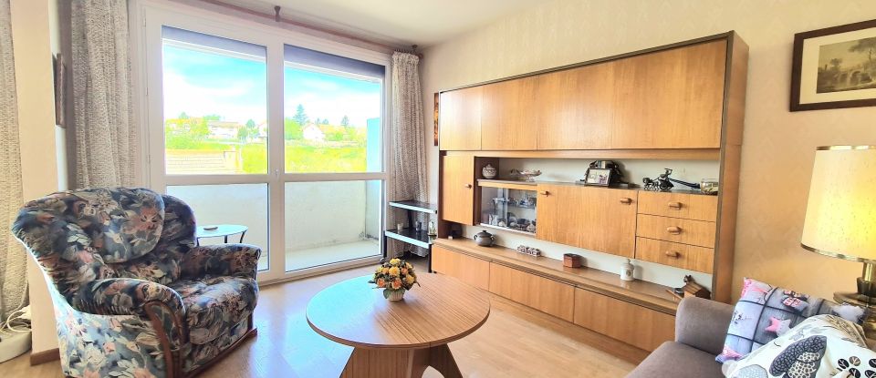 Appartement 4 pièces de 75 m² à Corbeil-Essonnes (91100)