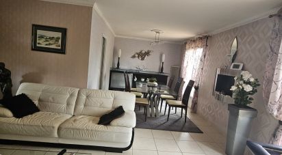 House 6 rooms of 120 m² in Villiers-en-Lieu (52100)