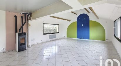 Maison traditionnelle 5 pièces de 160 m² à Montereau (45260)