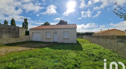 House 4 rooms of 72 m² in Montréverd (85260)