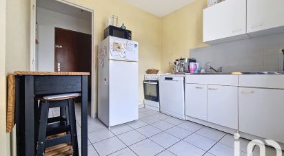 Appartement 3 pièces de 49 m² à Grenoble (38100)