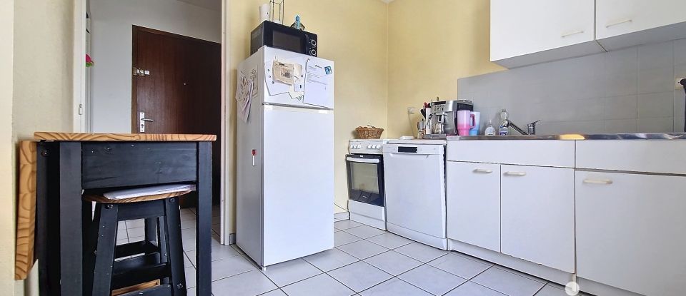 Appartement 3 pièces de 49 m² à Grenoble (38100)