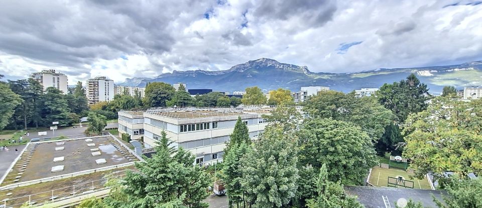 Apartment 3 rooms of 49 m² in Grenoble (38100)