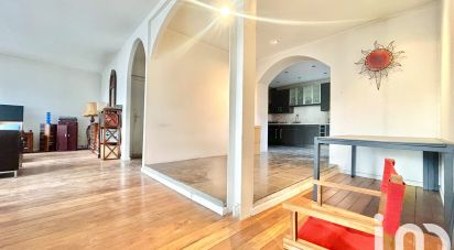 Apartment 7 rooms of 210 m² in Soissons (02200)