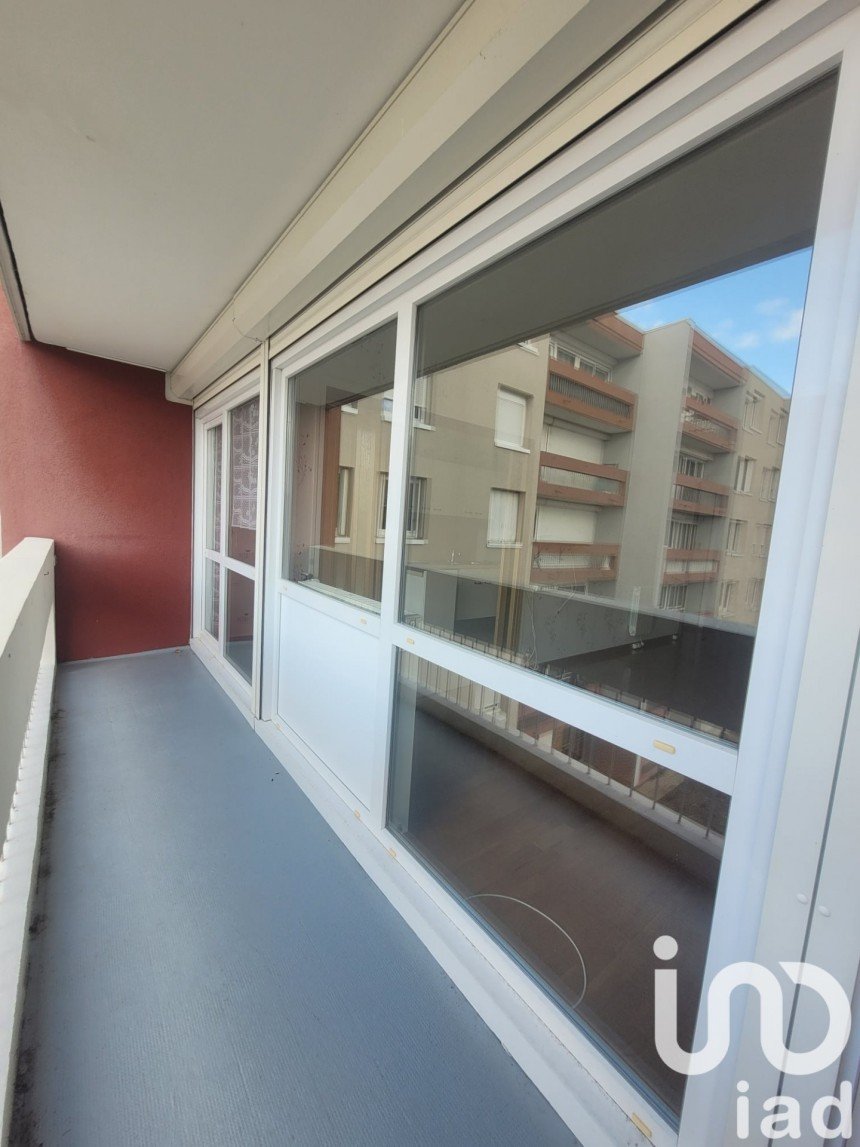 Apartment 5 rooms of 80 m² in Le Havre (76620)