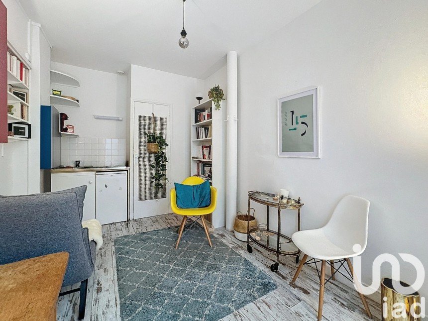 Appartement 1 pièce de 14 m² à Paris (75017)