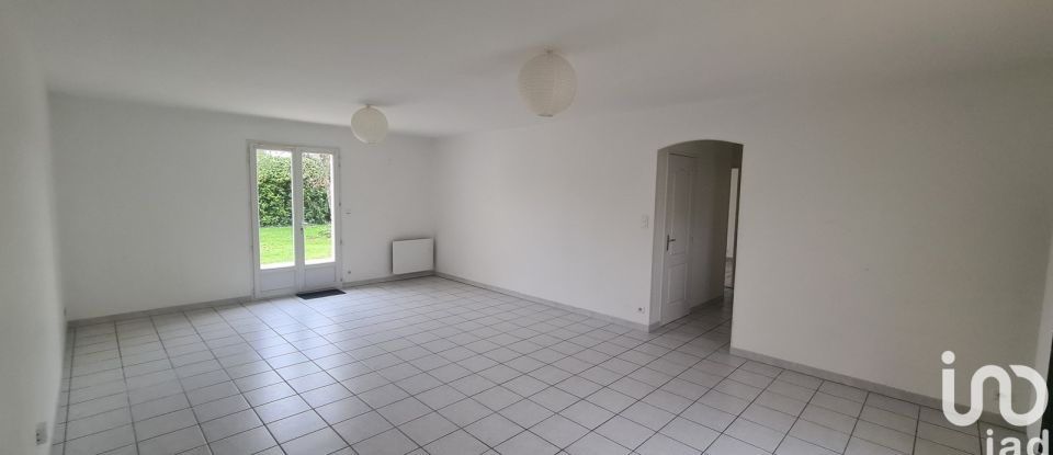 Maison 4 pièces de 96 m² à Préguillac (17460)