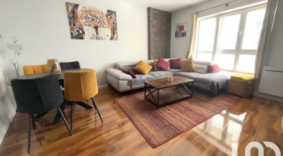 Appartement 3 pièces de 70 m² à Courbevoie (92400)