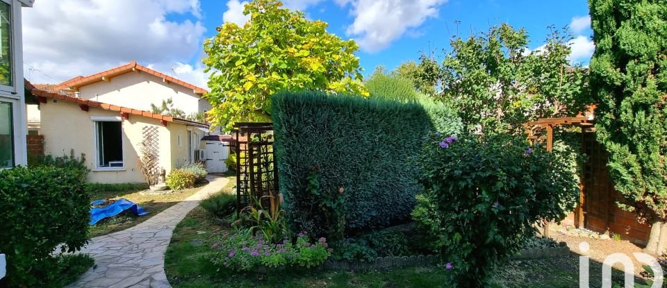 Pavillon 4 pièces de 78 m² à Villeneuve-le-Roi (94290)