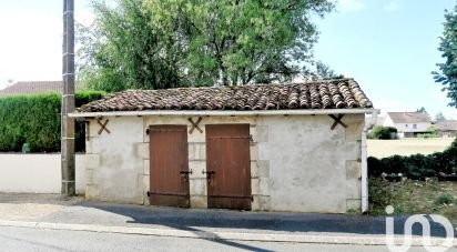 Maison de village 4 pièces de 98 m² à Lussac-les-Châteaux (86320)