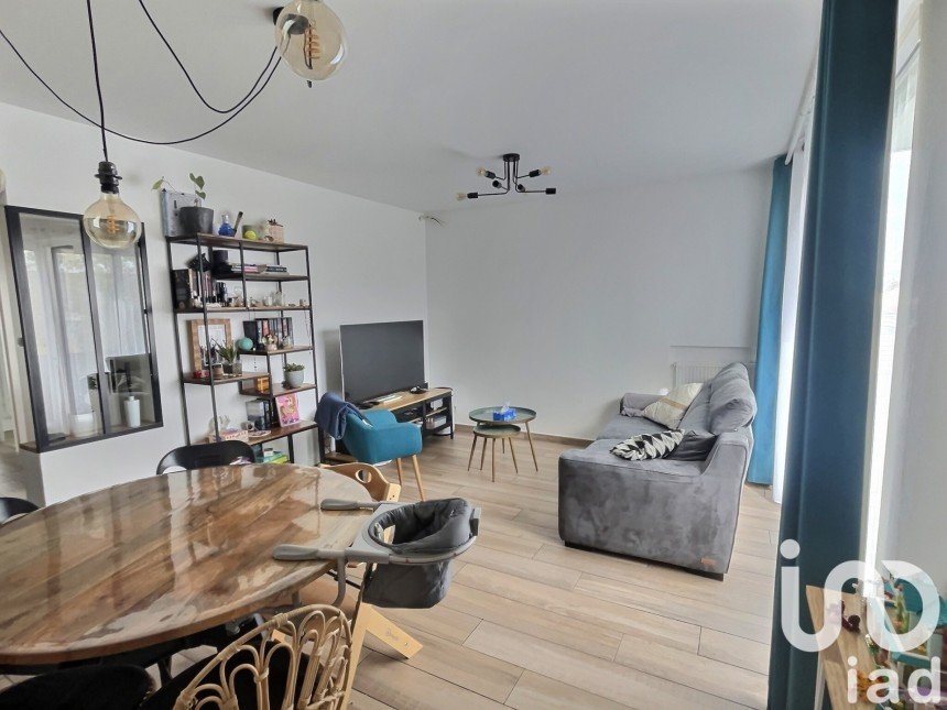 Apartment 4 rooms of 73 m² in Colombes (92700)