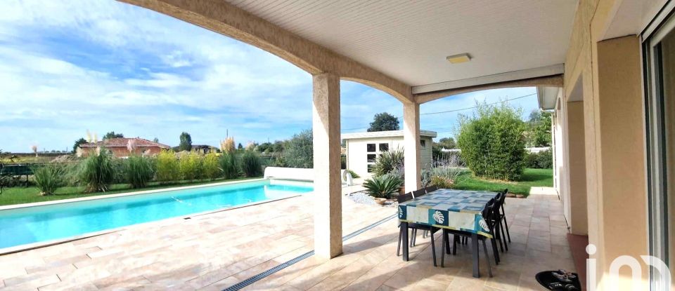 Maison 5 pièces de 132 m² à Castelsarrasin (82100)