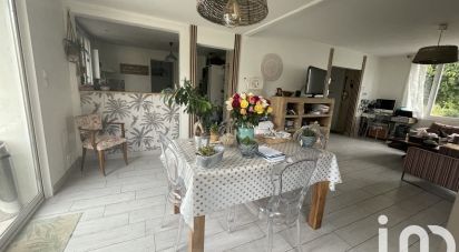 House 5 rooms of 140 m² in Lagord (17140)