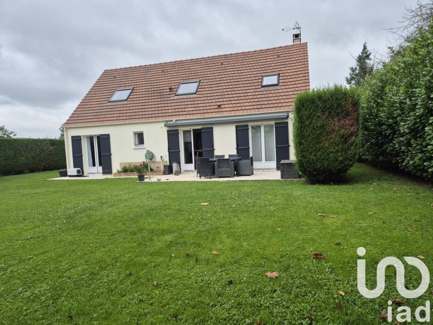 Maison 6 pièces de 160 m² à Rozay-en-Brie (77540)