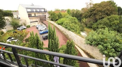 Appartement 2 pièces de 45 m² à Saint-Michel-sur-Orge (91240)