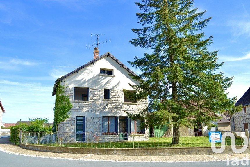 Maison de ville 6 pièces de 120 m² à Lureuil (36220)