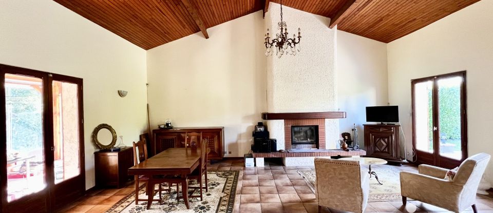 Traditional house 4 rooms of 117 m² in Villate (31860)