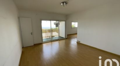 Apartment 5 rooms of 93 m² in Le Tampon (97430)