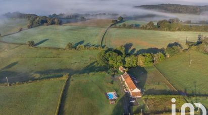 Gîte 5 pièces de 219 m² à Cressy-sur-Somme (71760)