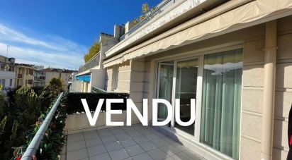 Appartement 3 pièces de 69 m² à Antibes (06600)