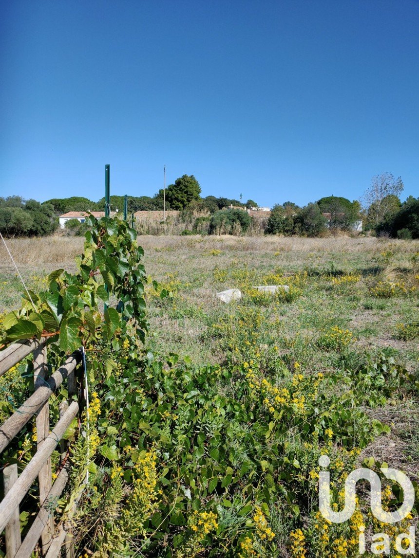 Agricultural land of 3,282 m² in Valros (34290)