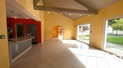 Architect house 4 rooms of 146 m² in Lavoûte-sur-Loire (43800)