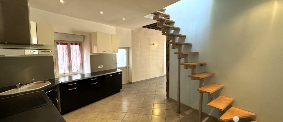 Maison 4 pièces de 93 m² à Moulins (03000)