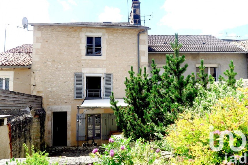 Maison de ville 7 pièces de 184 m² à Chauvigny (86300)