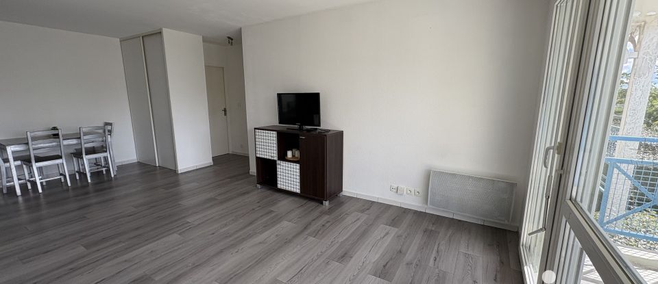 Apartment 2 rooms of 53 m² in Biganos (33380)